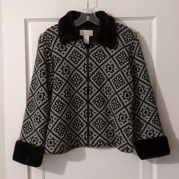 Quilted Style Faux Fur Collar Cuffs Black and White Artsy Jacket Petite Small - Picture 1 of 6